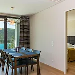 Park Hill Residences Апартаменты Рабац