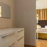 Апартаменты Park Hill Residences Рабац