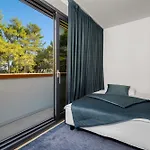 Park Hill Residences Апартаменты Рабац