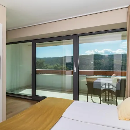 Apartment Park Hill Residences