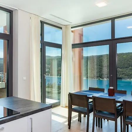 Apartment Park Hill Residences Rabac