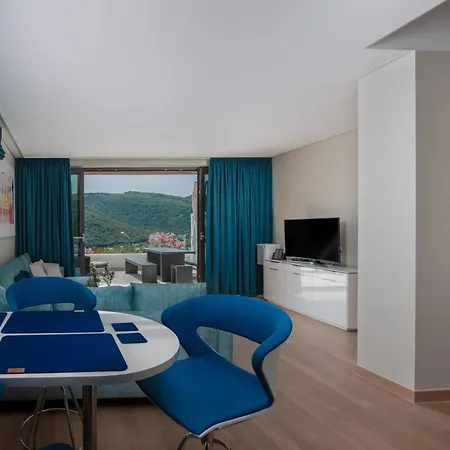 Apartment Park Hill Residences Rabac