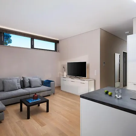 Park Hill Residences Apartment Rabac