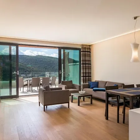 Park Hill Residences Apartman