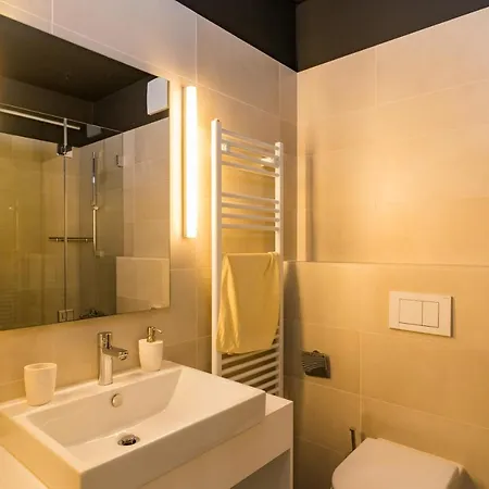 아파트 Park Hill Residences