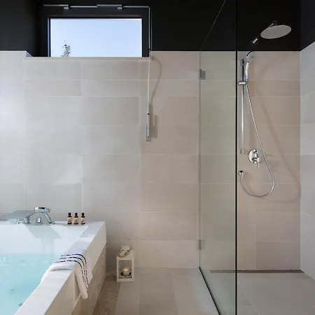 Park Hill Residences غاباس